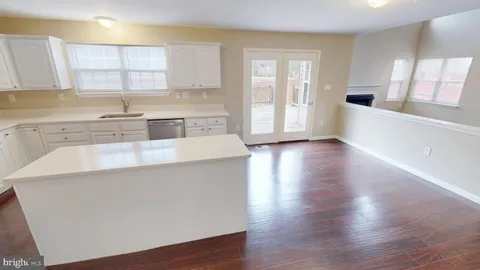 $749,900 | 725 Gleneagles Drive, Fort Washington, MD 20744