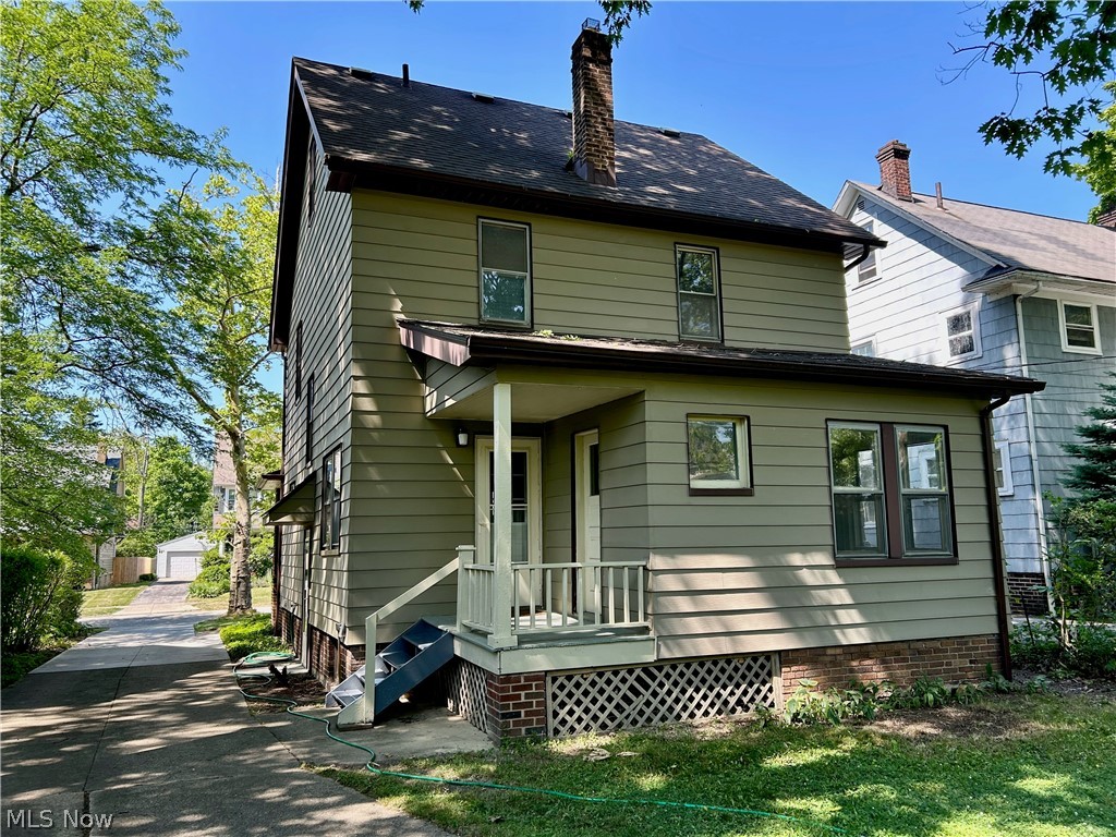 3266 Ormond Road Cleveland, OH 44118 - Photo 35 of 40 Rear view of house