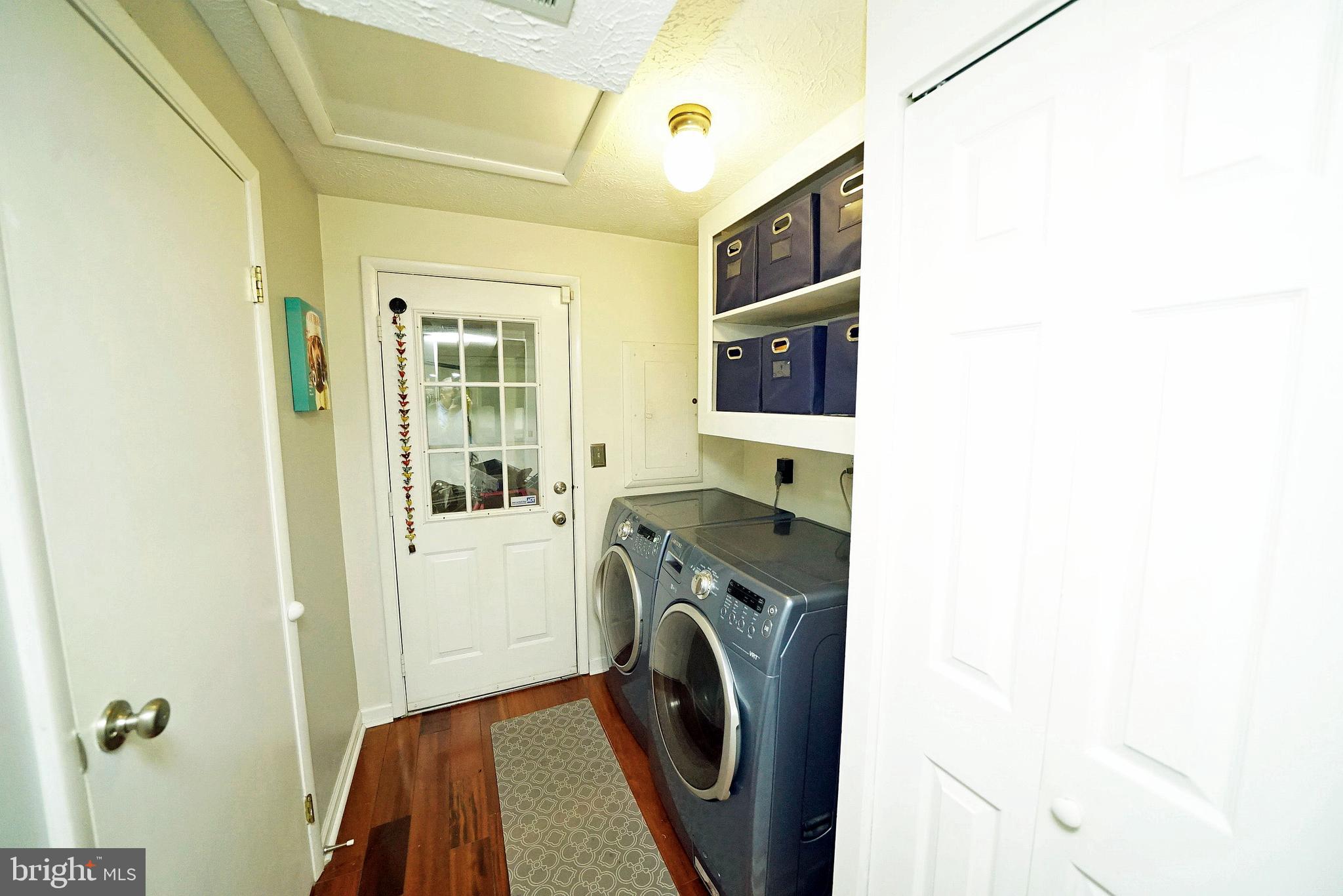 4424 Cub Run Road Chantilly, VA 20151 - Photo 18 of 30 a utility room with dryer and washer