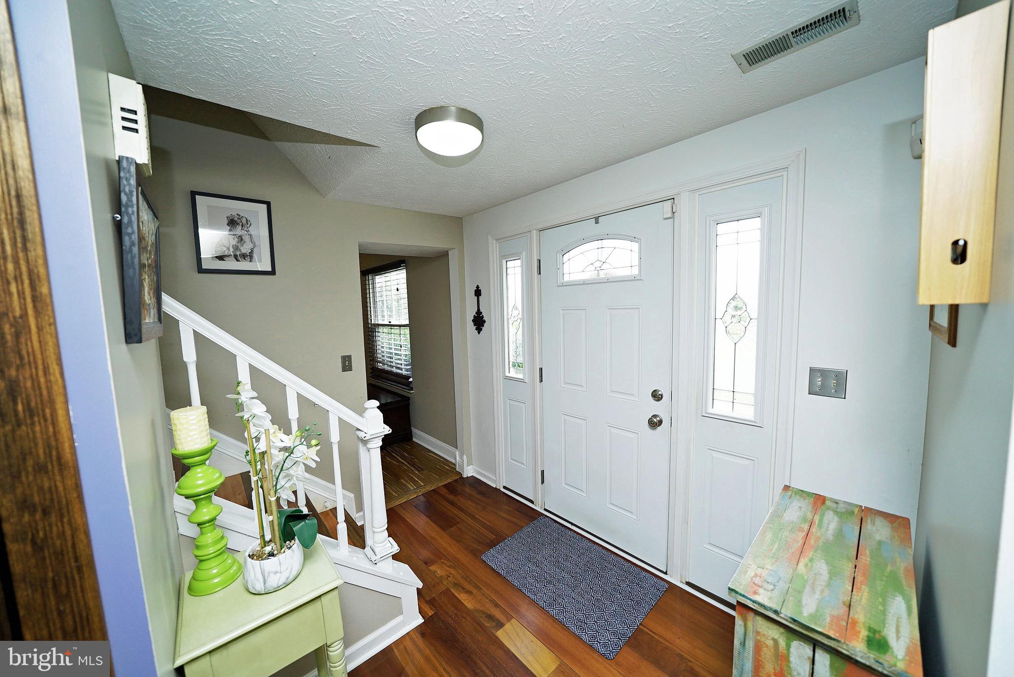 4424 Cub Run Road Chantilly, VA 20151 - Photo 8 of 30