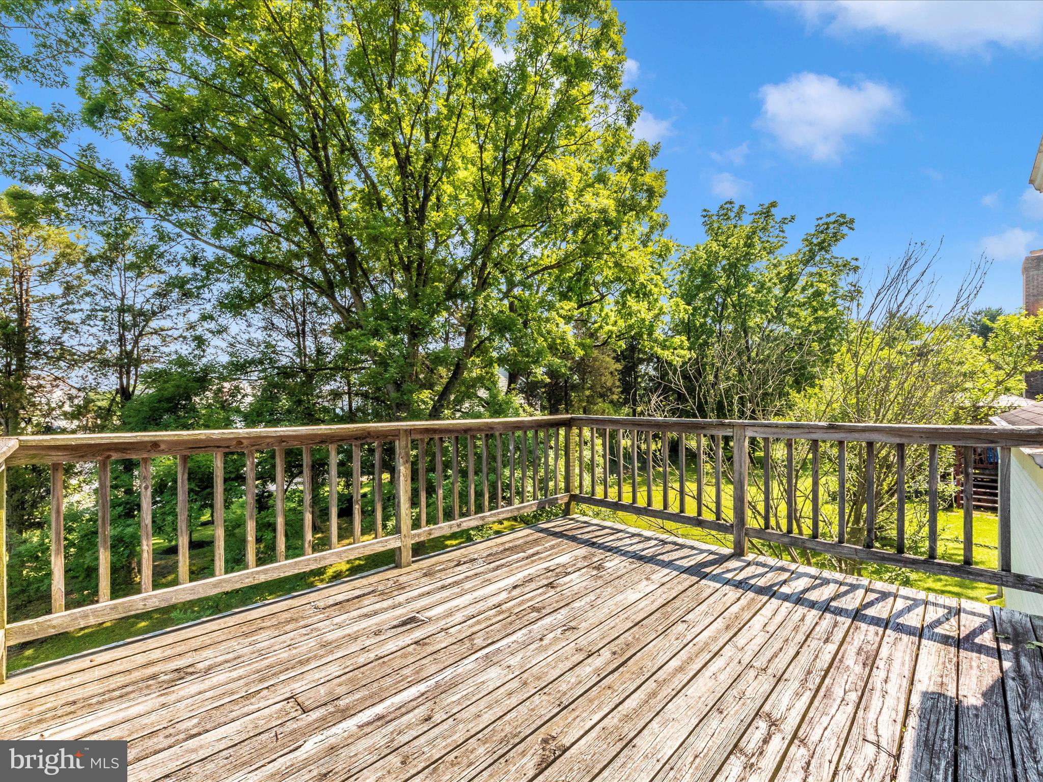 7250 Single Wheel Path Columbia, MD 21046 - Photo 23 of 34 Deck