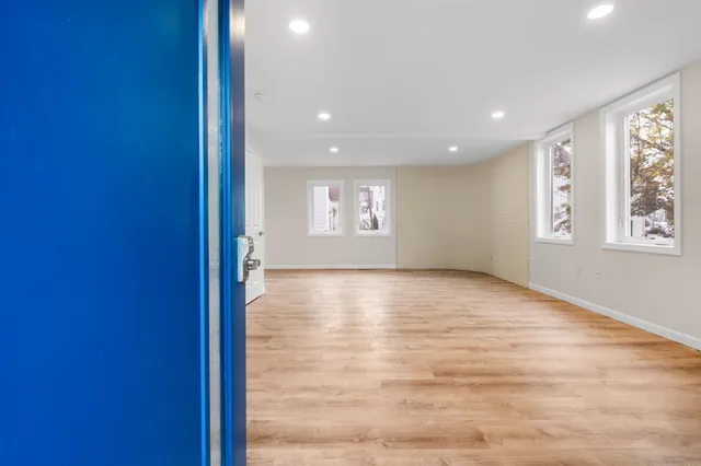 $720,000 | 32 Jane Street, Manchester, NH 03104