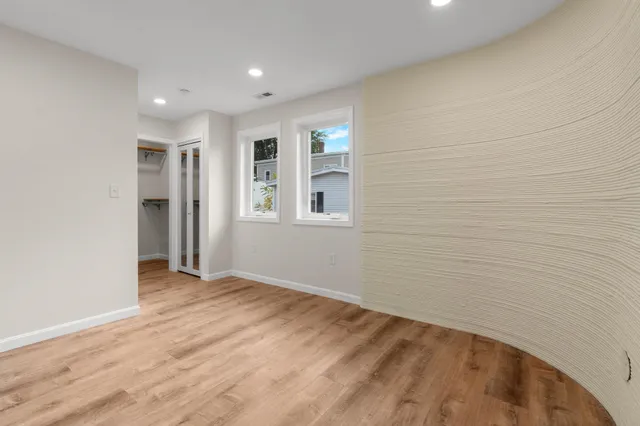 $720,000 | 32 Jane Street, Manchester, NH 03104