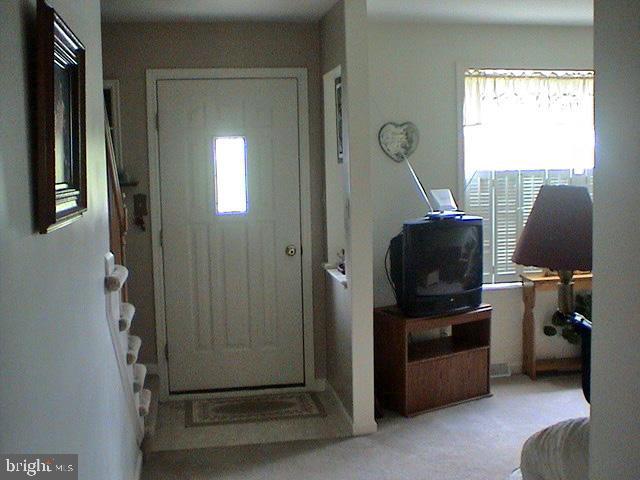 203 Riders Way Lebanon, PA 17042 - Photo 3 of 21 Gallery Image 3