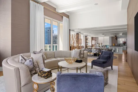 $2,950,000 | 350 Southeast 2nd Street, Unit GPH10, Fort Lauderdale, FL 33301