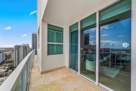 $2,950,000 | 350 Southeast 2nd Street, Unit GPH10, Fort Lauderdale, FL 33301