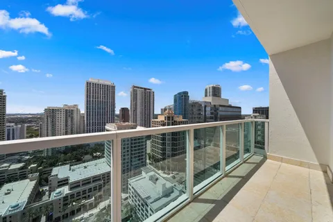 $2,950,000 | 350 Southeast 2nd Street, Unit GPH10, Fort Lauderdale, FL 33301