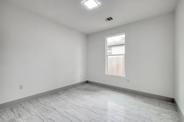 $356,000 | 202 Washington Street, Elgin, TX 78621