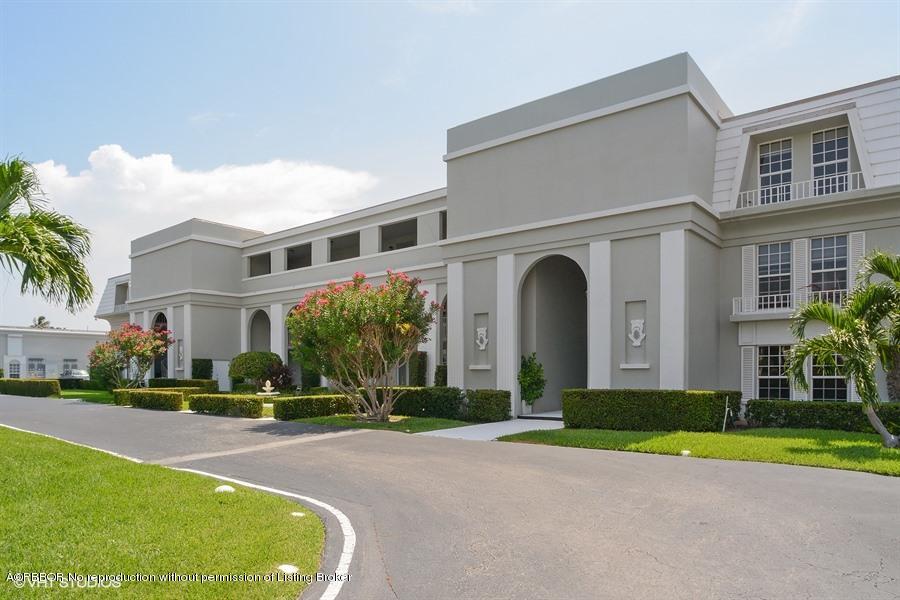 2160 Ibis Isle Road, Unit 7 Palm Beach, FL 33480 - Photo 6 of 8 2160IbisIsleDr7_vht_viewer_57
