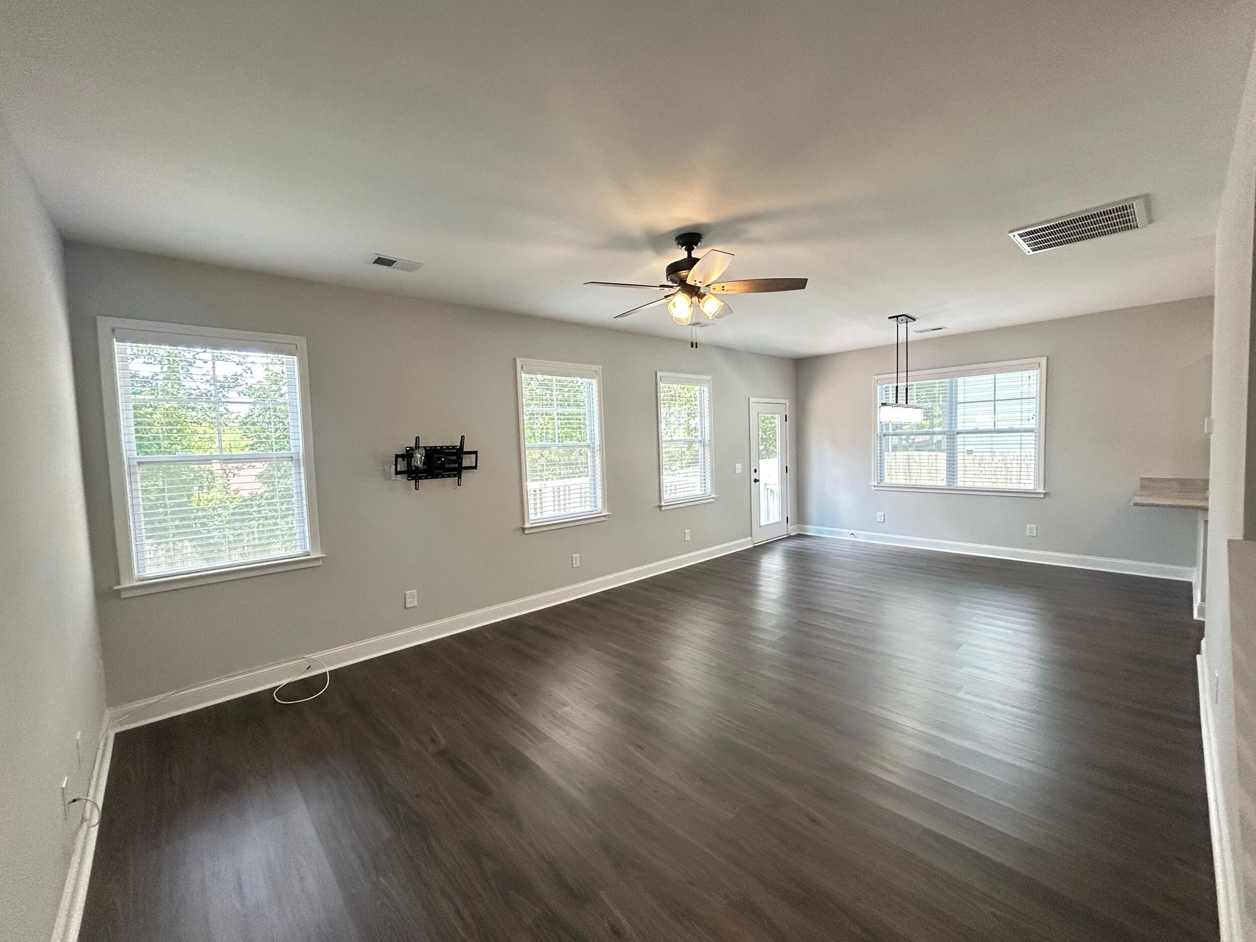 1533 Joiner Road Columbia, SC 29209 - Photo 2 of 14 FR2