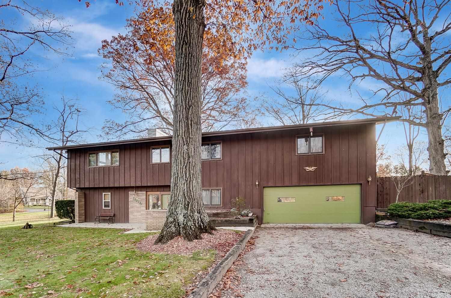 10018 Muldoon Road Fort Wayne, IN 46819 - Photo 2 of 31