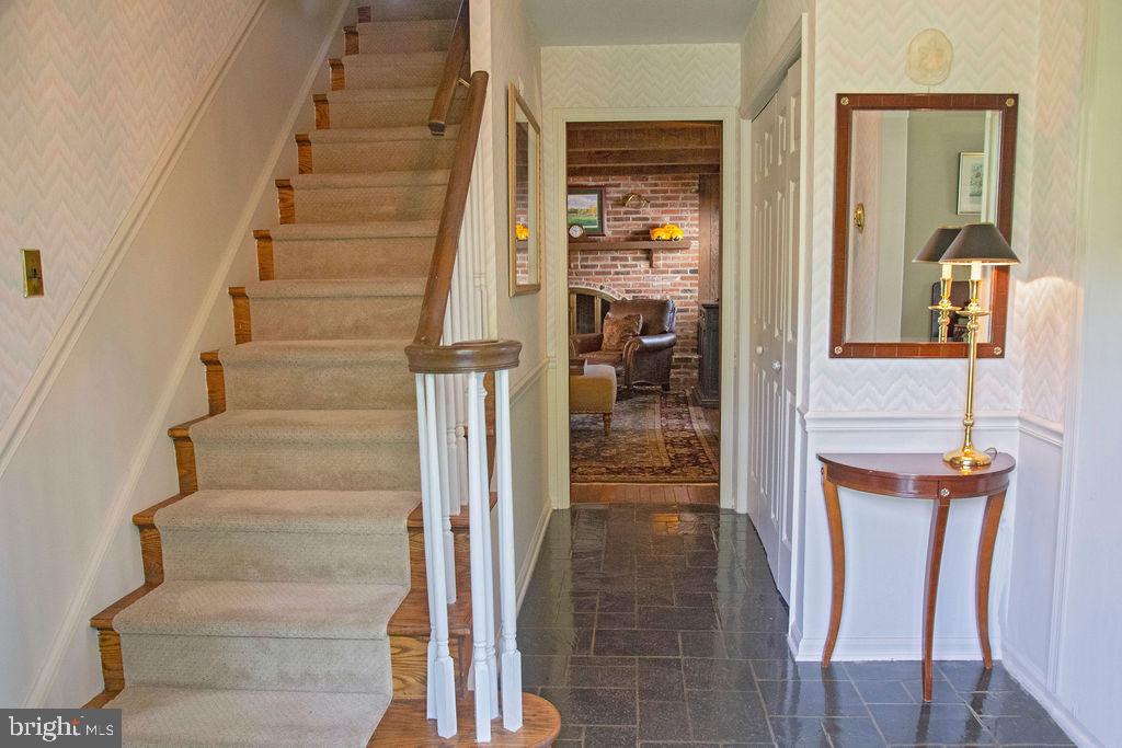 2020 Buttonwood Road Berwyn, PA 19312 - Photo 18 of 43