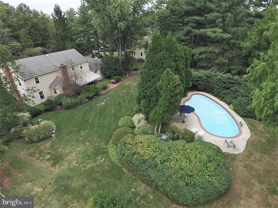2020 Buttonwood Road Berwyn, PA 19312 - Photo 3 of 43