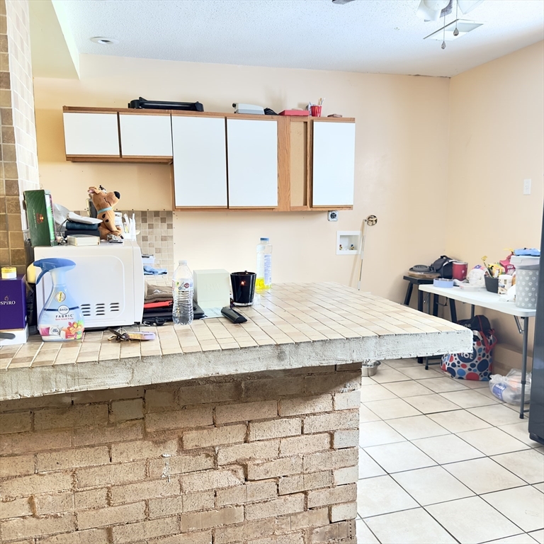 127 Elijah Street Springfield, MA 01109 - Photo 25 of 36