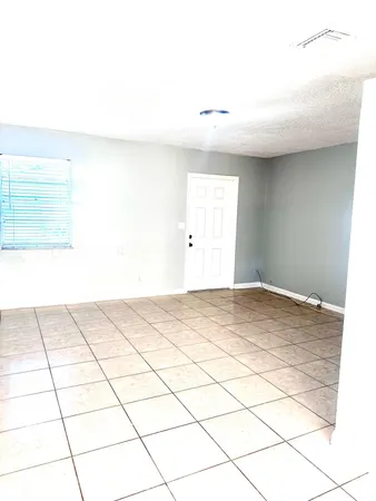 $1,900 | 9326 Sunrise Drive, Unit 9332, West Palm Beach, FL 33403