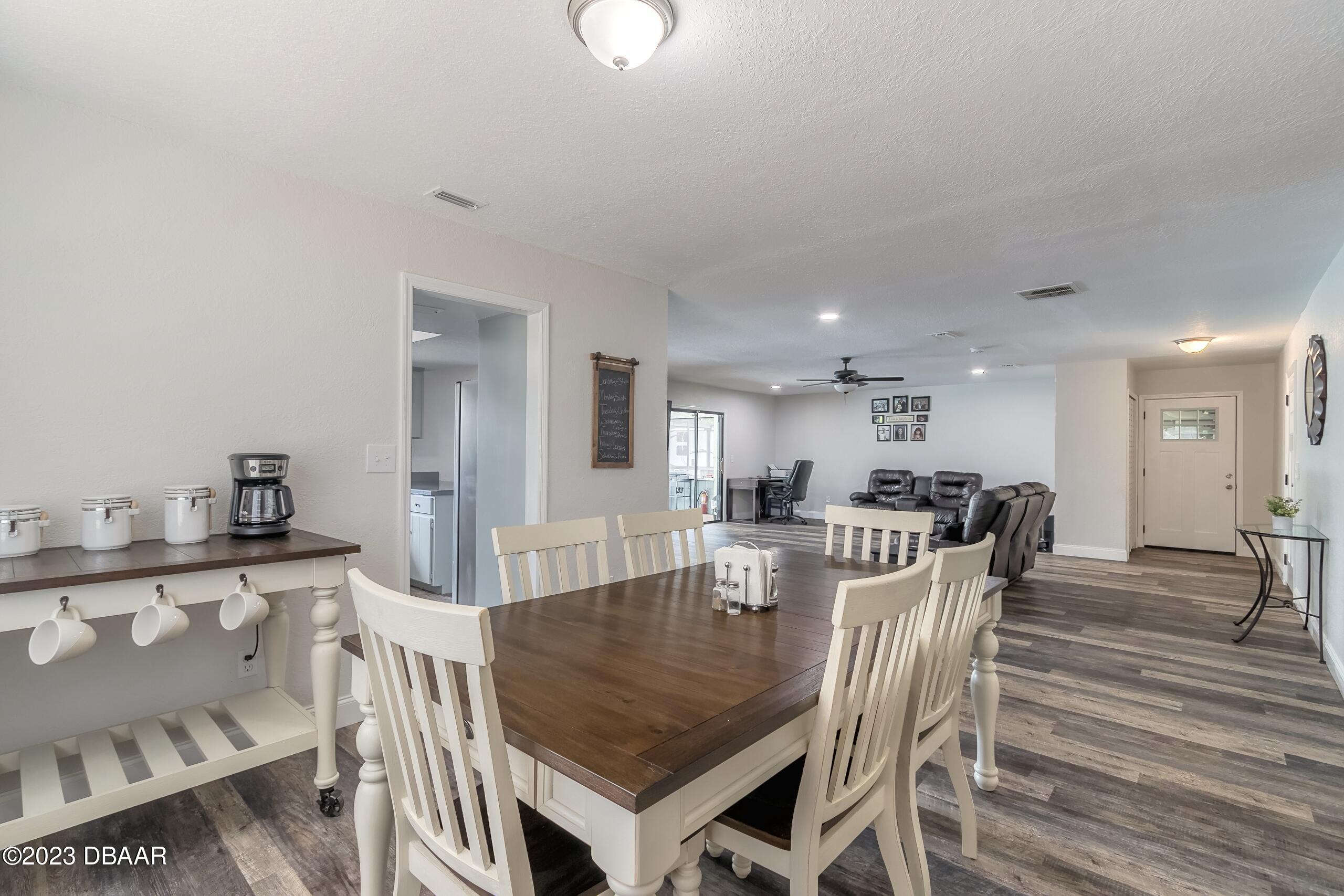 27 Walnut Lane Ormond Beach, FL 32174 - Photo 18 of 52 27-20