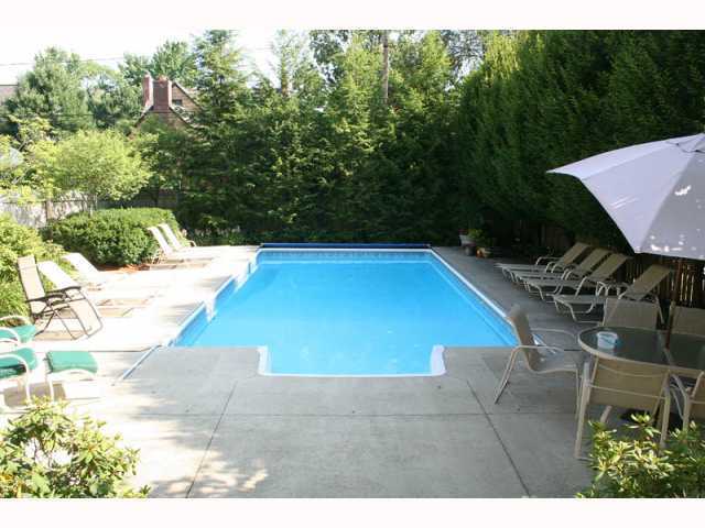 2466 Bryden Road Columbus, OH 43209 - Photo 16 of 18 Gallery Image 16