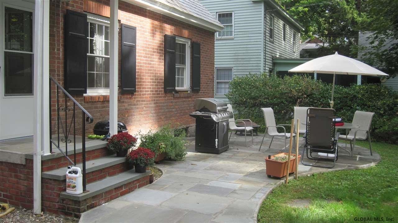 29 Douglas Road Bethlehem, NY 12054 - Photo 5 of 23 Photo 7