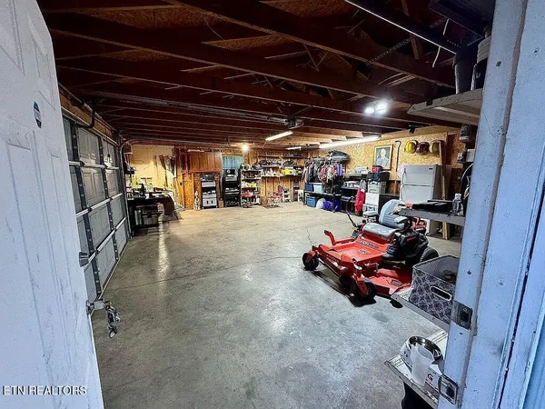 $225,000 | 3351 East State Line Road, Union City, TN 38261