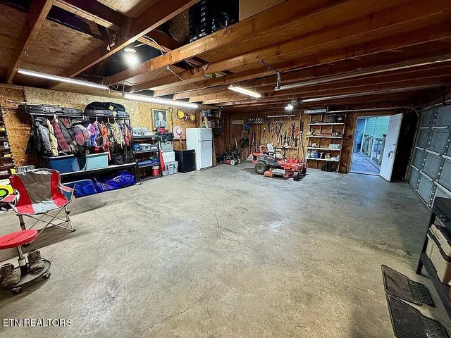 $225,000 | 3351 East State Line Road, Union City, TN 38261