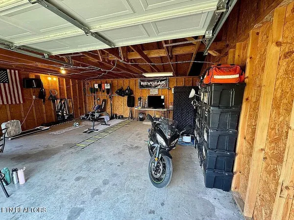 $225,000 | 3351 East State Line Road, Union City, TN 38261