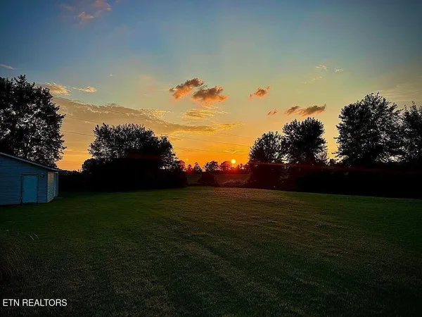 $225,000 | 3351 East State Line Road, Union City, TN 38261