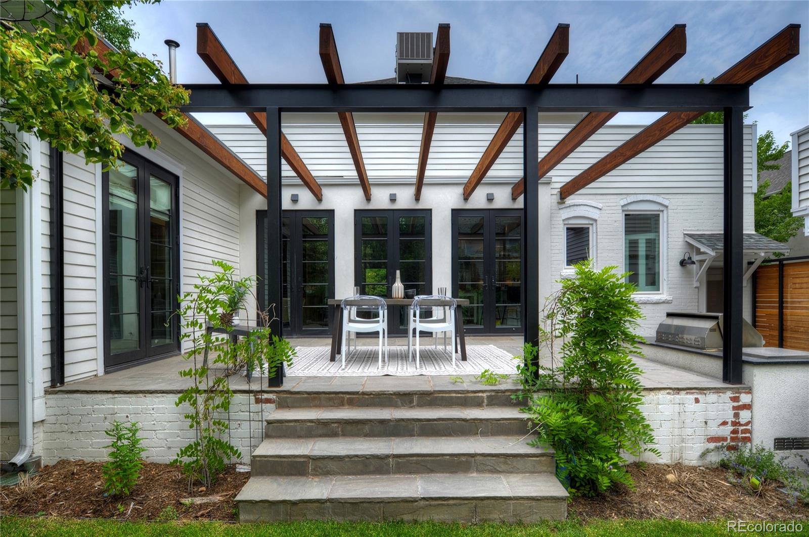 2040 Walnut Street Boulder, CO 80302 - Photo 32 of 40 a view of hall way with furniture