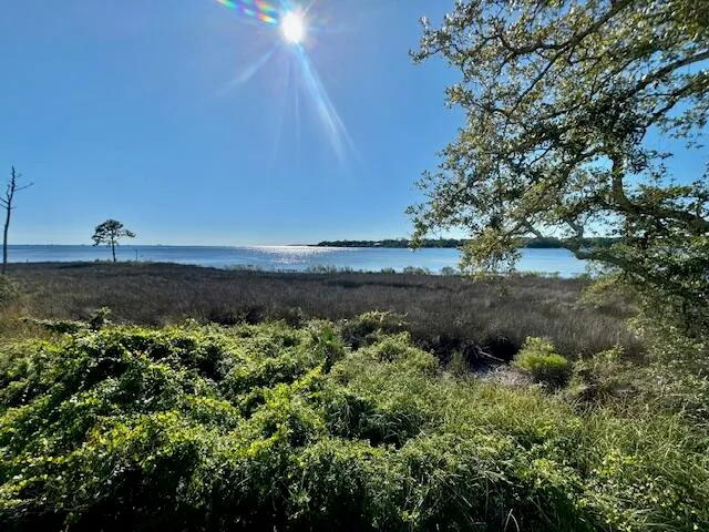 $3,000 | 7 Marina Cove Drive, Niceville, FL 32578