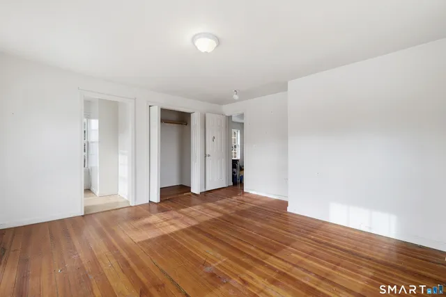 $299,999 | 56 Green Street, Middletown, CT 06457