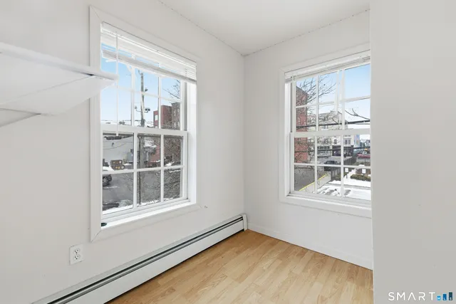 $299,999 | 56 Green Street, Middletown, CT 06457