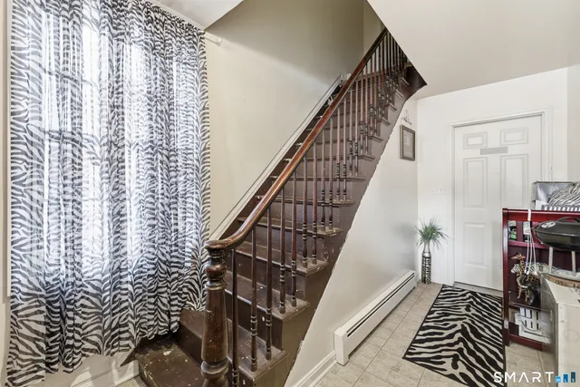 $299,999 | 56 Green Street, Middletown, CT 06457