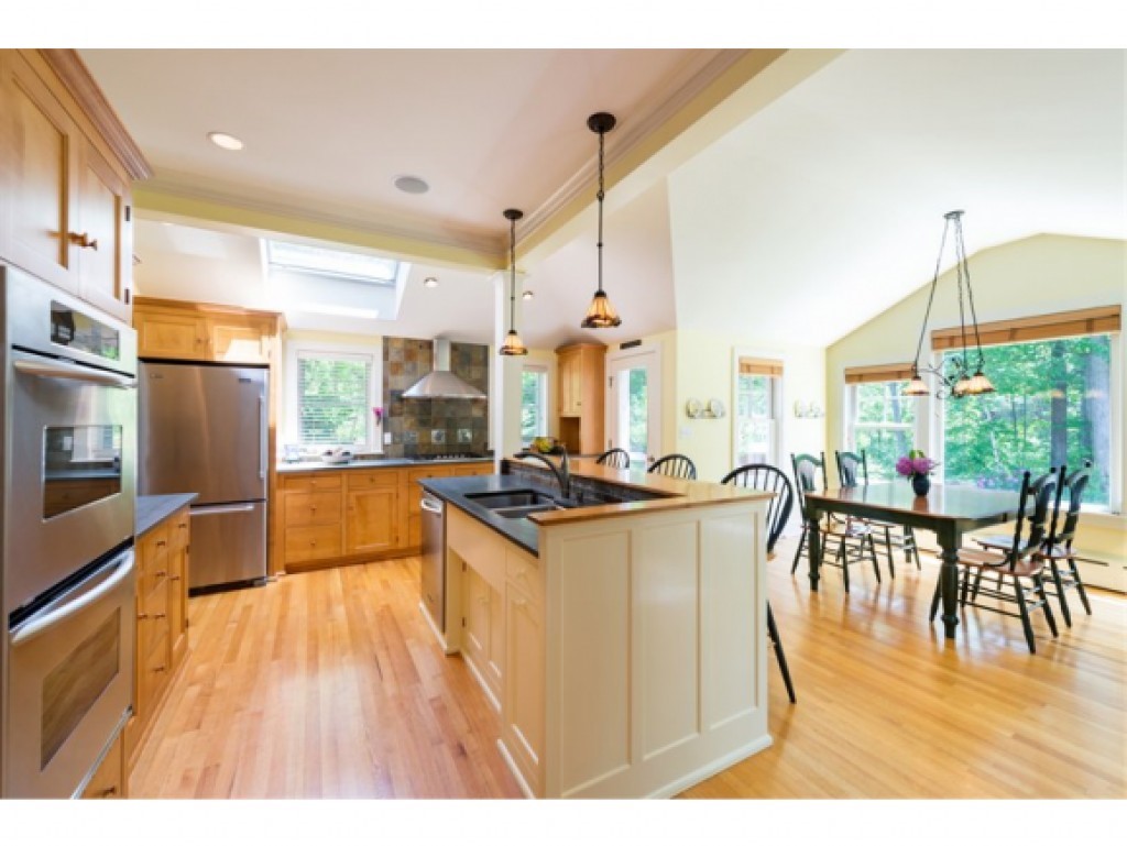 132 Clark Road Rye, NH 03870 - Photo 6 of 22