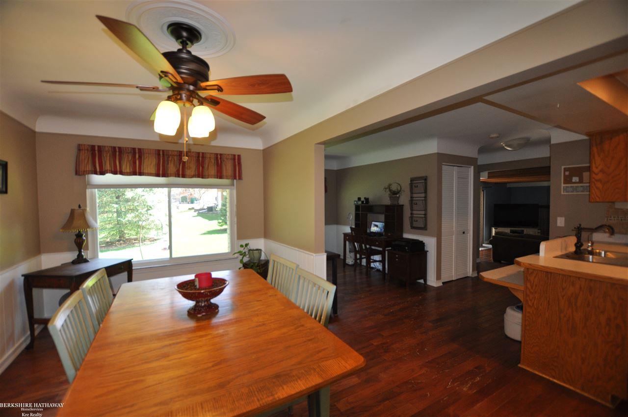 70650 Romeo Orchard Drive Romeo, MI 48065 - Photo 11 of 25 31378049-10.JPG