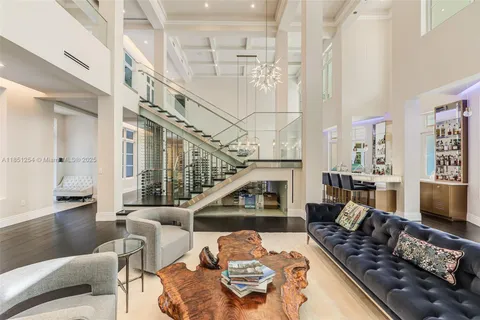 $9,995,000 | 13580 Southwest 67th Avenue, Pinecrest, FL 33156