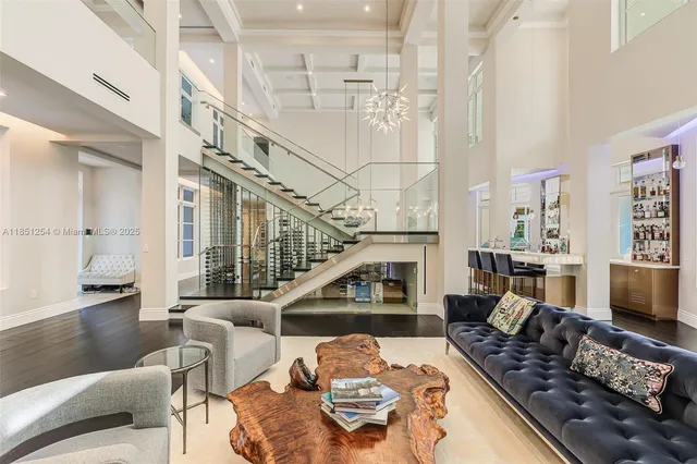 $9,995,000 | 13580 Southwest 67th Avenue, Pinecrest, FL 33156