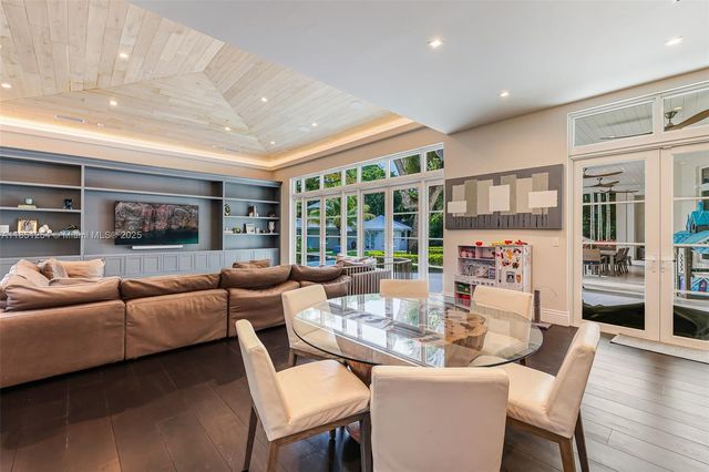 $9,995,000 | 13580 Southwest 67th Avenue, Pinecrest, FL 33156