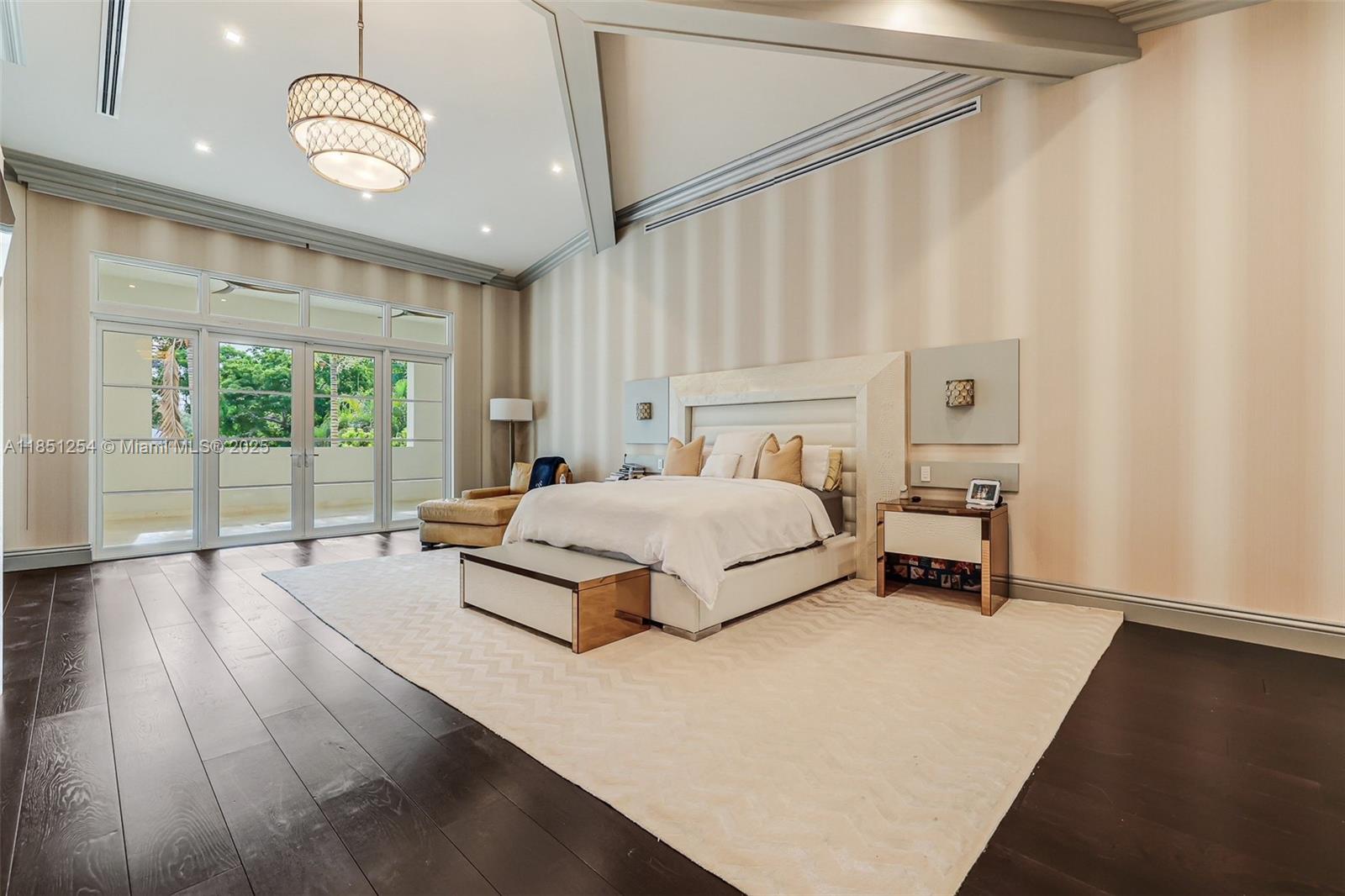 13580 Southwest 67th Avenue Pinecrest, FL 33156 - Photo 20 of 35