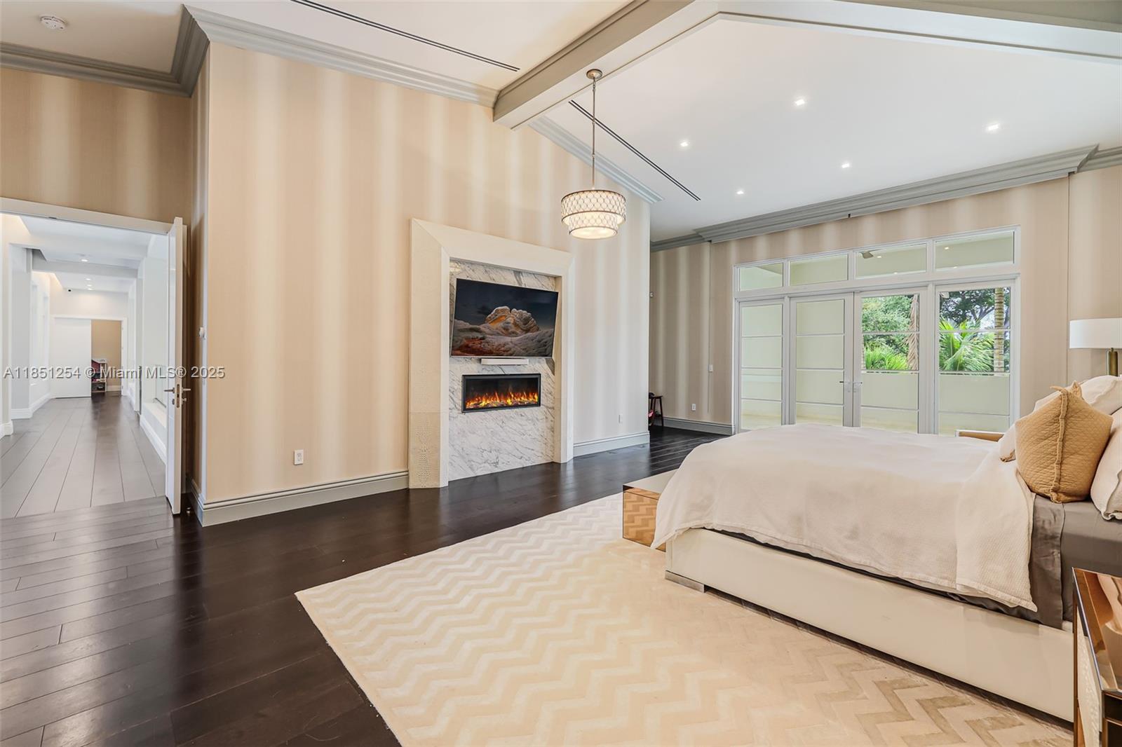 13580 Southwest 67th Avenue Pinecrest, FL 33156 - Photo 21 of 35