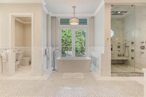 $9,995,000 | 13580 Southwest 67th Avenue, Pinecrest, FL 33156