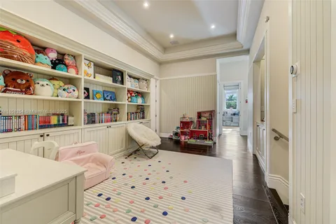 $9,995,000 | 13580 Southwest 67th Avenue, Pinecrest, FL 33156