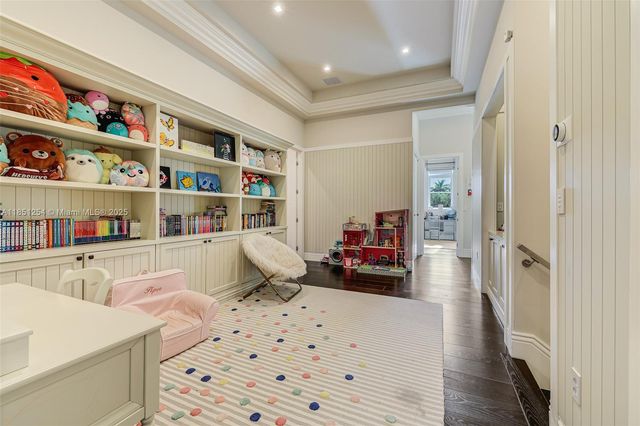 $9,995,000 | 13580 Southwest 67th Avenue, Pinecrest, FL 33156