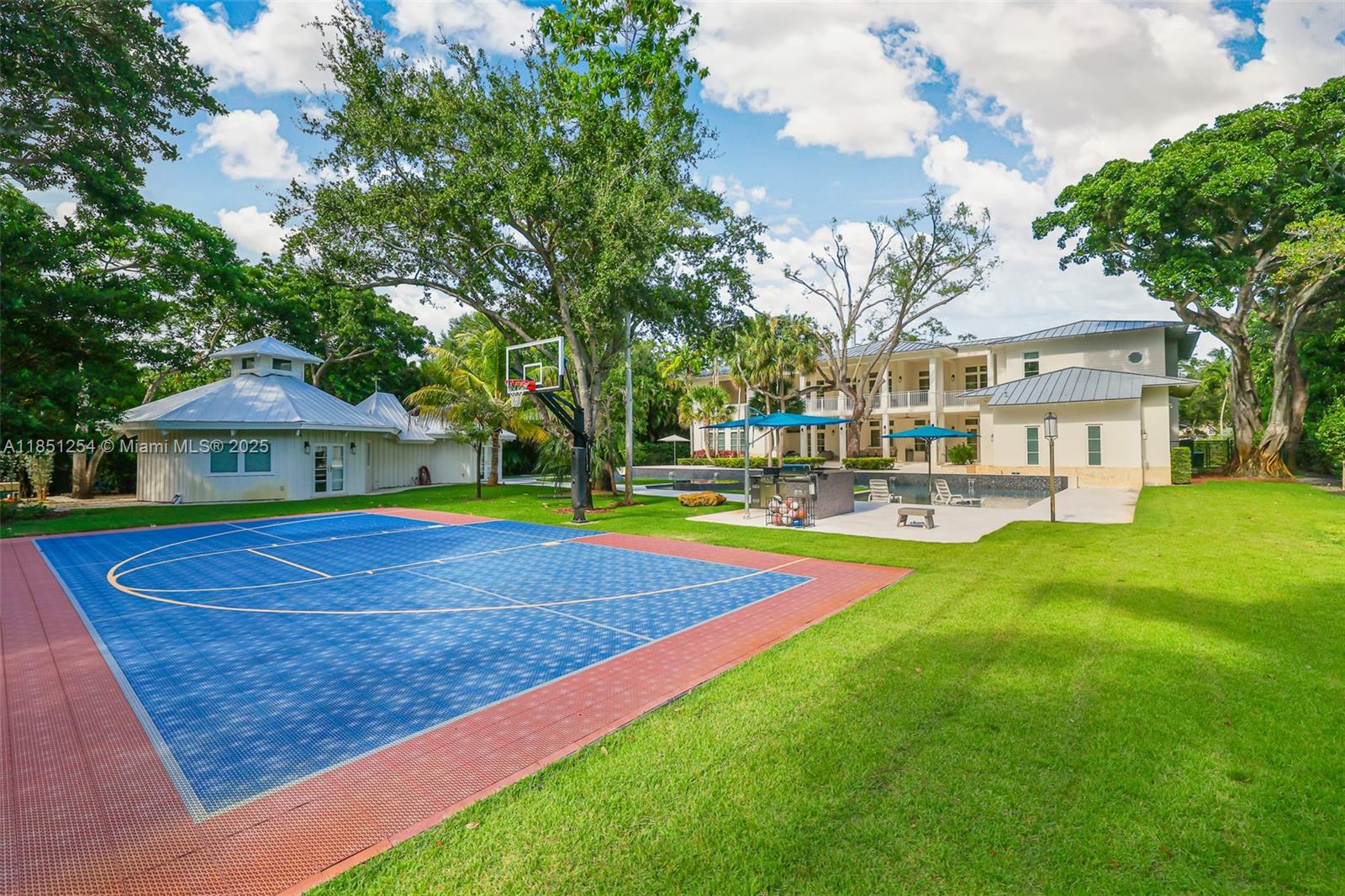 13580 Southwest 67th Avenue Pinecrest, FL 33156 - Photo 6 of 35