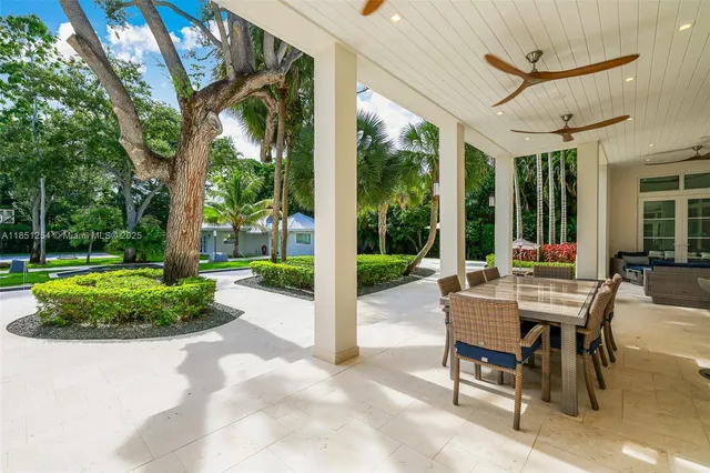 $9,995,000 | 13580 Southwest 67th Avenue, Pinecrest, FL 33156