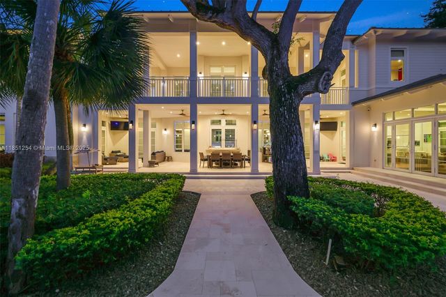 $9,995,000 | 13580 Southwest 67th Avenue, Pinecrest, FL 33156