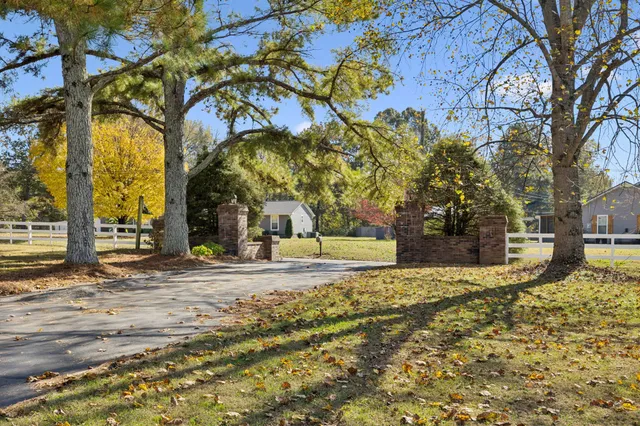 $1,249,000 | 2600 Clanton Road, Lawrenceburg, TN 38464