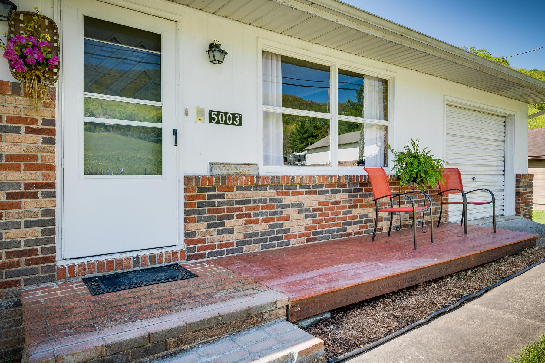 5003 Yuma Road Gate City, VA 24251 - Photo 3 of 30 004