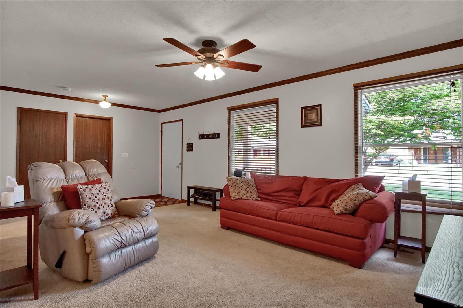 408 Harpers Ferry Road Belleville, IL 62221 - Photo 10 of 32