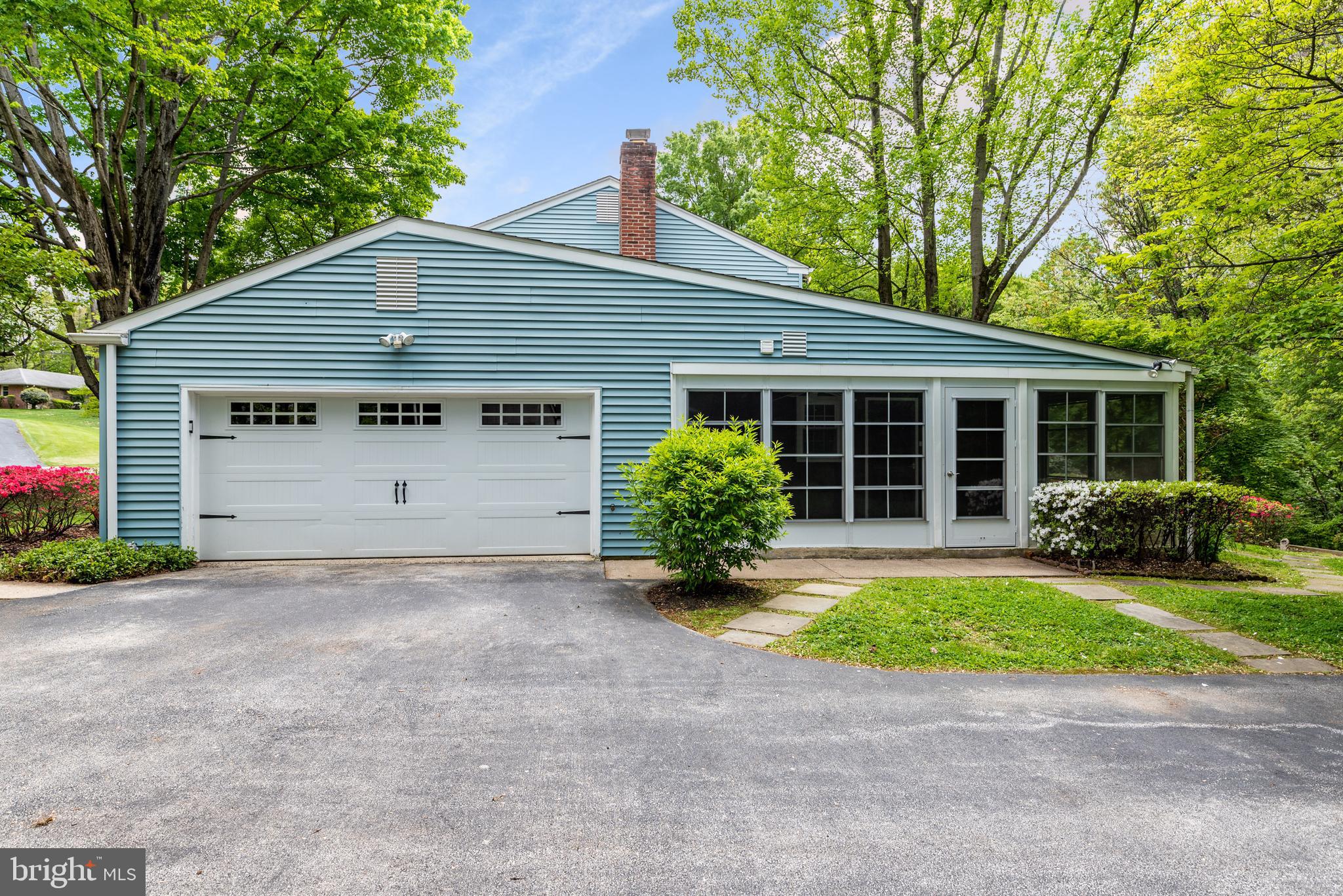 226 Foxcroft Road Broomall, PA 19008 - Photo 22 of 38 Garage
