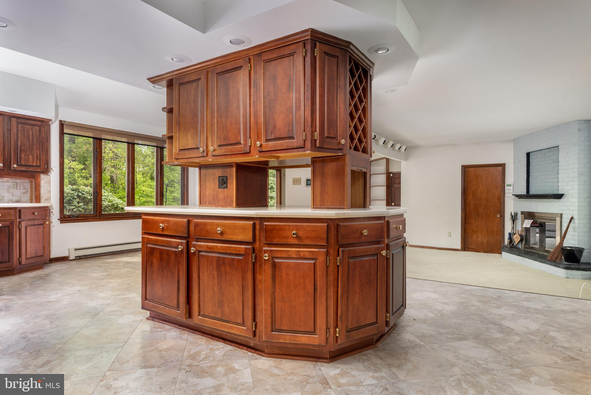 226 Foxcroft Road Broomall, PA 19008 - Photo 4 of 38 kitchen