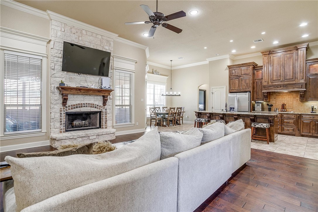 2217 Augustine Waco, TX 76712 - Photo 16 of 63